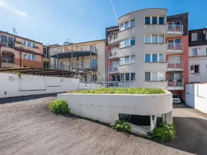 Pronájem bytu 4+1, Praha - Strašnice, Radošovická, 117 m2