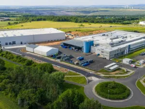 Pronájem skladu, Chomutov, Karlovarská, 11500 m2