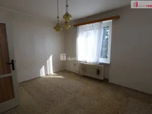 Prodej bytu 2+1, Mariánské Lázně - Úšovice, Skalníkova, 59 m2