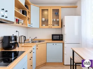 Prodej bytu 2+1, Praha, Chotutická, 51 m2