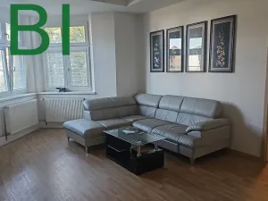 Pronájem bytu 3+1, Praha - Smíchov, Pod tratí, 105 m2