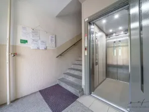 Pronájem bytu 2+1, Cheb, Matěje Kopeckého, 56 m2