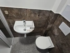 Pronájem komerční nemovitosti, Hodonín, Kolískova, 33 m2