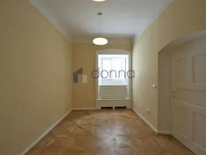 Pronájem kanceláře, Praha, Šporkova, 54 m2