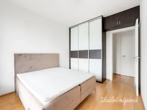 Pronájem bytu 3+kk, Praha - Jinonice, Kloudova, 89 m2