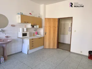 Pronájem kanceláře, Karlovy Vary, T. G. Masaryka, 49 m2