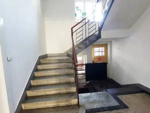 Pronájem bytu 1+kk, Praha, Na mokřině, 26 m2