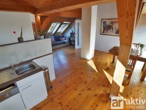 Pronájem bytu 2+kk, Chrášťany, Plzeňská, 69 m2