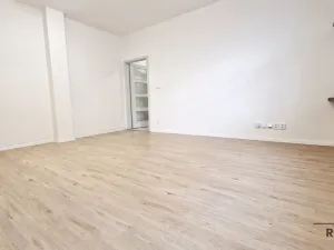 Pronájem bytu 2+kk, Brno, Mathonova, 39 m2