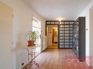 Prodej vily, Praha, 392 m2