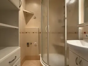 Pronájem bytu 1+1, Zlín, Zborovská, 38 m2