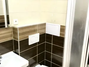 Pronájem bytu 2+kk, Praha - Lhotka, Mirotická, 35 m2