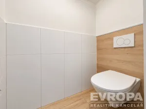 Pronájem bytu 2+kk, Břeclav, Národních hrdinů, 50 m2