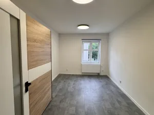 Pronájem bytu 2+kk, Opava, Otická, 55 m2