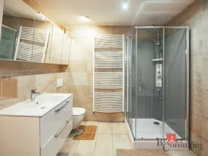 Prodej rodinného domu, Skřivany, Komenského, 160 m2