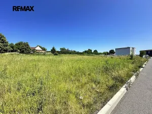 Prodej pozemku pro bydlení, Třebusice, 843 m2