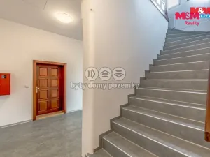 Pronájem atypického bytu, Frýdlant, ČSA, 90 m2