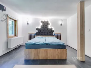 Pronájem chalupy, Svoboda nad Úpou, Pod Rýchorami, 380 m2