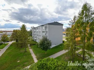 Pronájem bytu 1+kk, Brno - Líšeň, Kosíkova, 33 m2