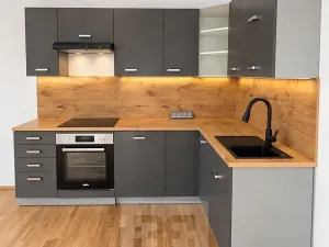 Pronájem bytu 2+kk, Kladno, Lesík, 52 m2