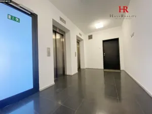 Pronájem bytu 2+kk, Praha - Holešovice, U Uranie, 65 m2