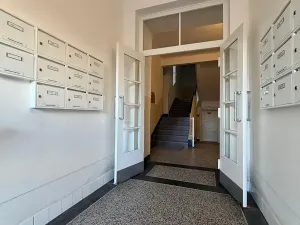 Pronájem bytu 2+kk, Praha - Žižkov, Baranova, 58 m2