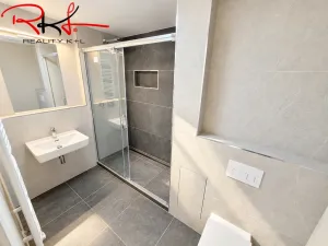 Pronájem bytu 2+kk, Praha, Thomasova, 46 m2