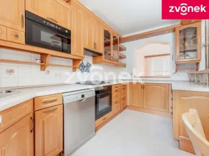 Prodej kanceláře, Zlín, Hornomlýnská, 218 m2