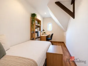 Prodej vily, Praha - Modřany, U vlečky, 331 m2
