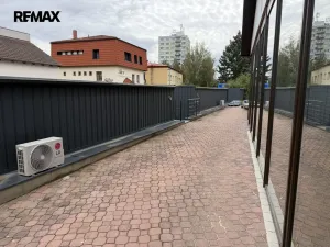 Pronájem obchodního prostoru, Pelhřimov, Krasíkovická, 52 m2