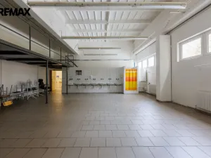 Pronájem skladu, Chodová Planá, Kyjovská, 2489 m2