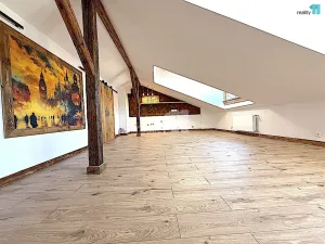 Prodej bytu 2+kk, Karlovy Vary - Rybáře, Sokolovská, 81 m2