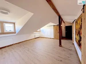 Prodej bytu 2+kk, Karlovy Vary - Rybáře, Sokolovská, 81 m2