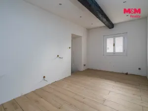 Prodej chalupy, Lužná, Masarykovo nám., 165 m2
