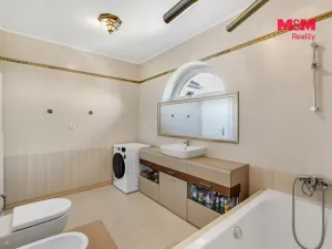 Prodej rodinného domu, Svárov, Ptická, 210 m2