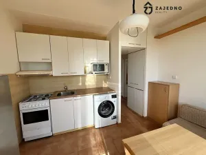 Pronájem bytu 1+1, Brno, Urbánkova, 37 m2