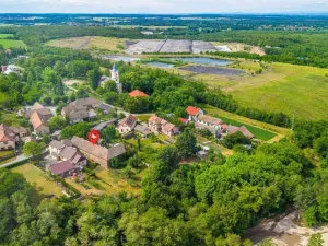Prodej chalupy, Chvaletice - Hornická Čtvrť, 64 m2