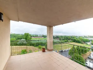 Pronájem bytu 3+kk, Praha - Střížkov, Zásadská, 76 m2