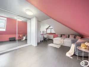 Prodej rodinného domu, Kosořice, 340 m2