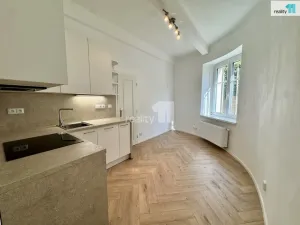 Pronájem bytu 2+kk, Praha - Libeň, Na stráži, 64 m2