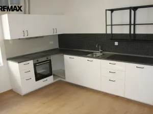 Pronájem bytu 3+kk, Strakonice, Komenského, 78 m2