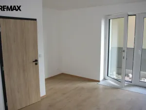 Pronájem bytu 3+kk, Strakonice, Komenského, 78 m2
