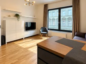 Pronájem bytu 1+kk, Praha - Smíchov, Grafická, 30 m2