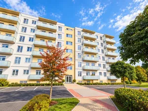 Prodej bytu 2+kk, Karlovy Vary - Dvory, Chebská, 50 m2