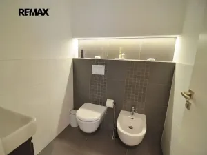 Pronájem bytu 2+kk, Praha - Jinonice, Laténská, 68 m2