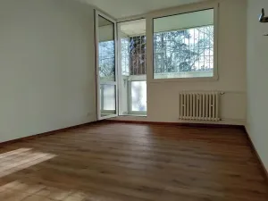 Pronájem bytu 3+1, Praha, Pujmanové, 75 m2