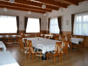 Prodej restaurace, Huslenky, 500 m2