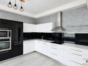 Pronájem bytu 2+kk, Hodonín, Skácelova, 55 m2