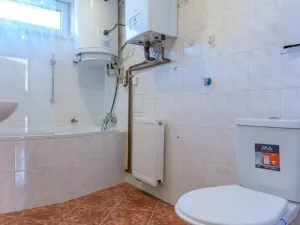 Prodej bytu 3+1, Lomnice, 55 m2