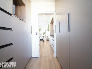 Prodej bytu 4+kk, Hradec Králové, Gebauerova, 68 m2